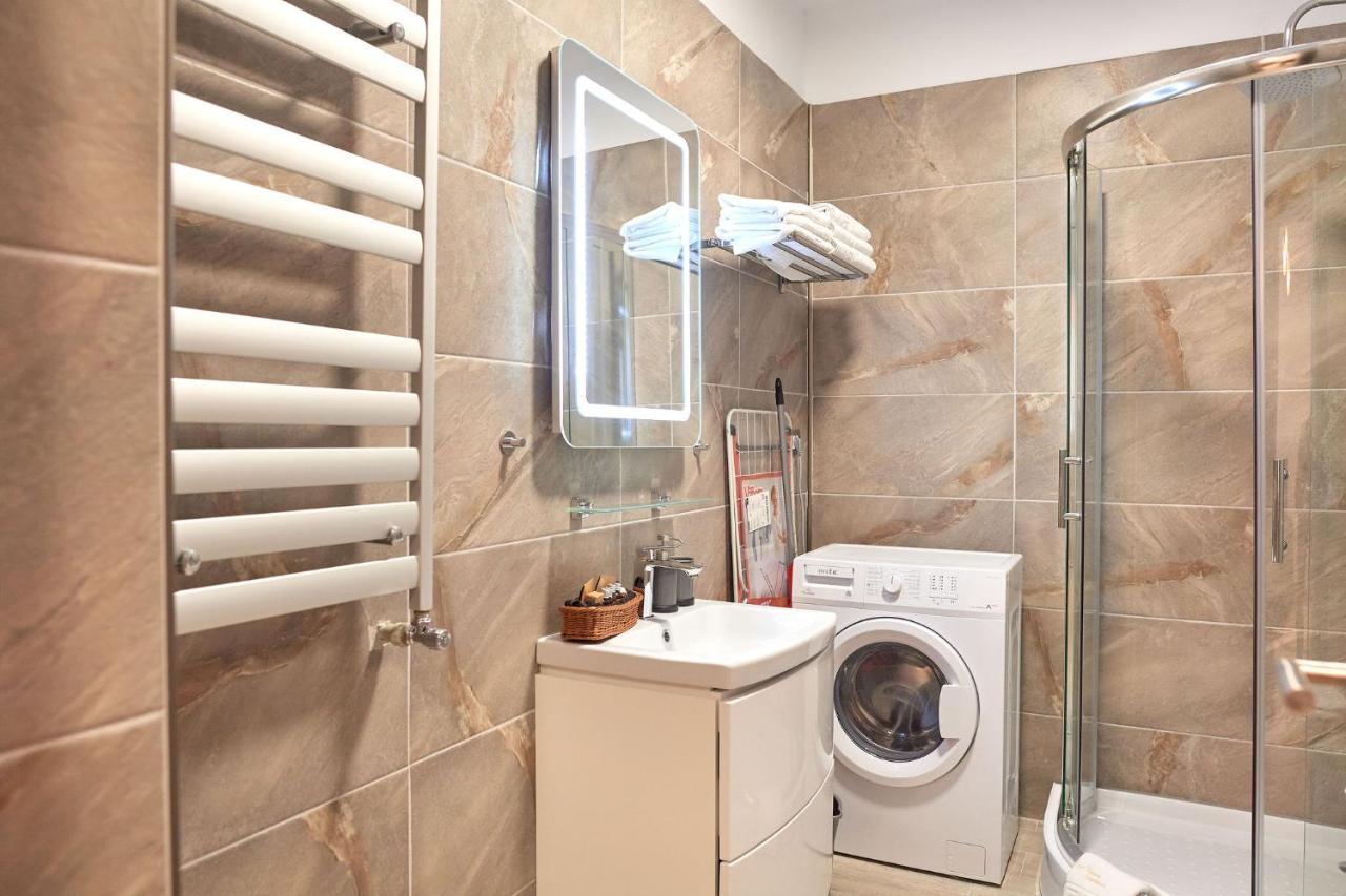 Opal Luxury Apartment 92 Spa N Pool Beach Resort Năvodari 외부 사진