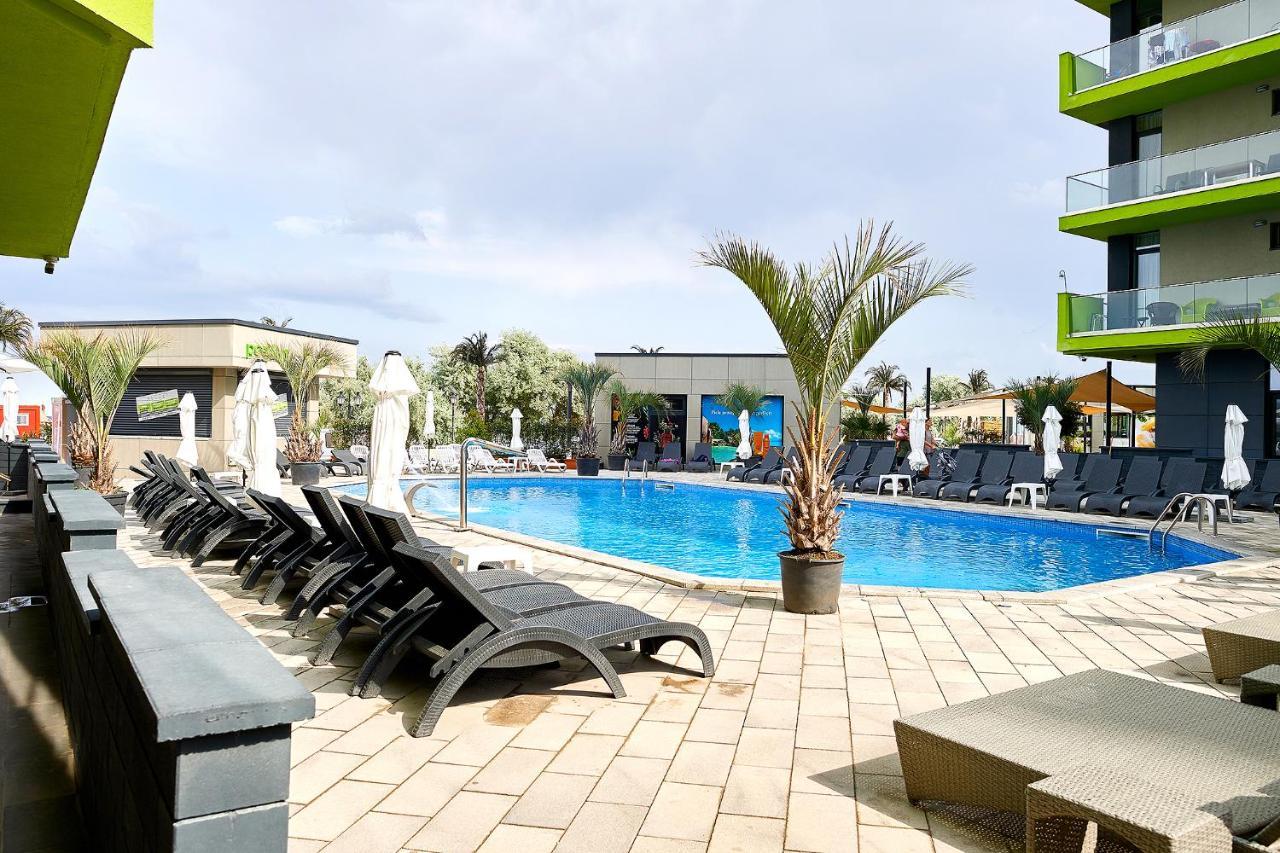 Opal Luxury Apartment 92 Spa N Pool Beach Resort Năvodari 외부 사진